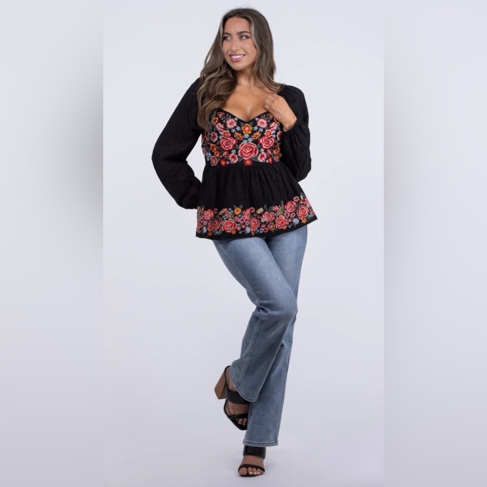 Savanna Jane NWT medium 100% cotton babydoll floral embroidered top boho peasant